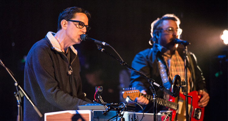 They Might Be Giants will play Milwaukee in 14 days, so here's a new TMBG song, ‘Milwaukee In 14 Days'