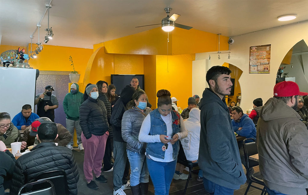 Carnitas Machetes chops it up and brings Mexican market vibe to 8th and