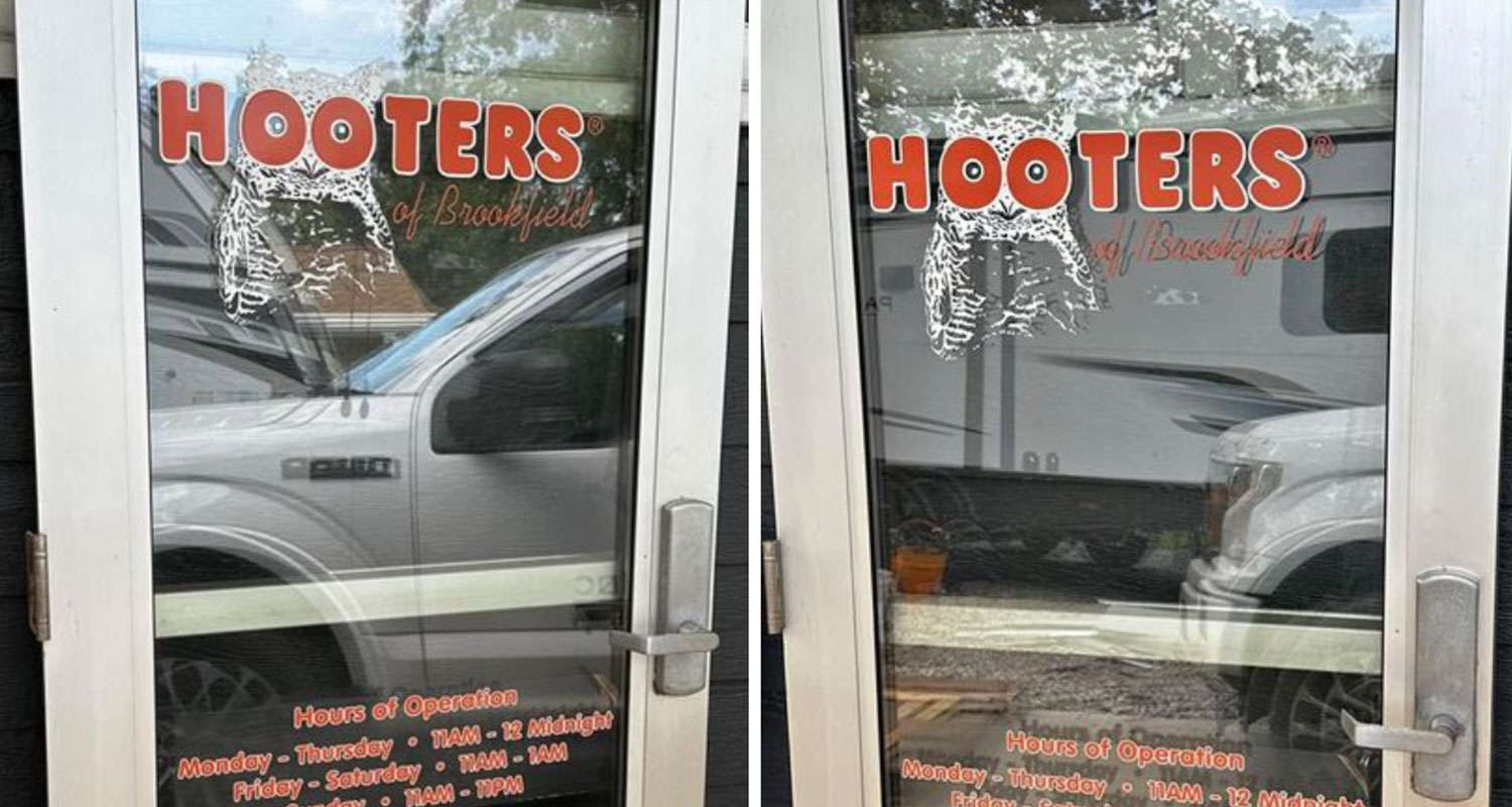hootersdoors3.jpg