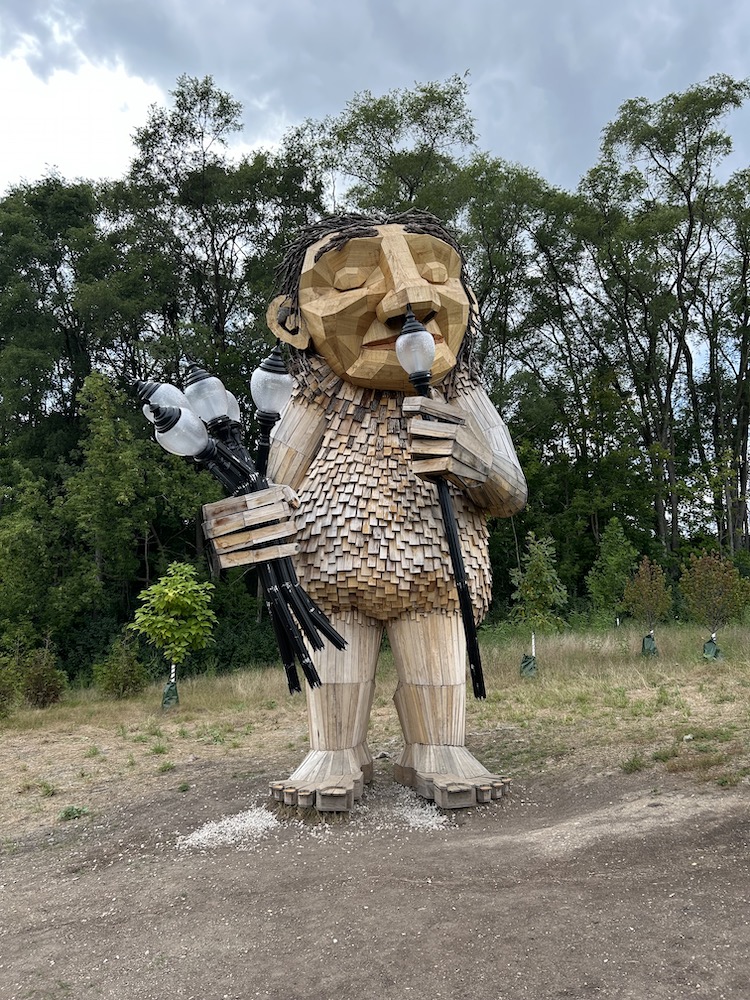 That giant troll in Wauwatosa: The Milwaukee Record Review