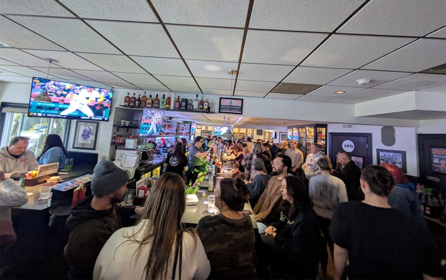 Interior of Matty's Bar & Grille in New Berlin