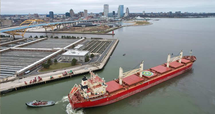 Federal Nagara docking in Milwaukee, Wisconsin