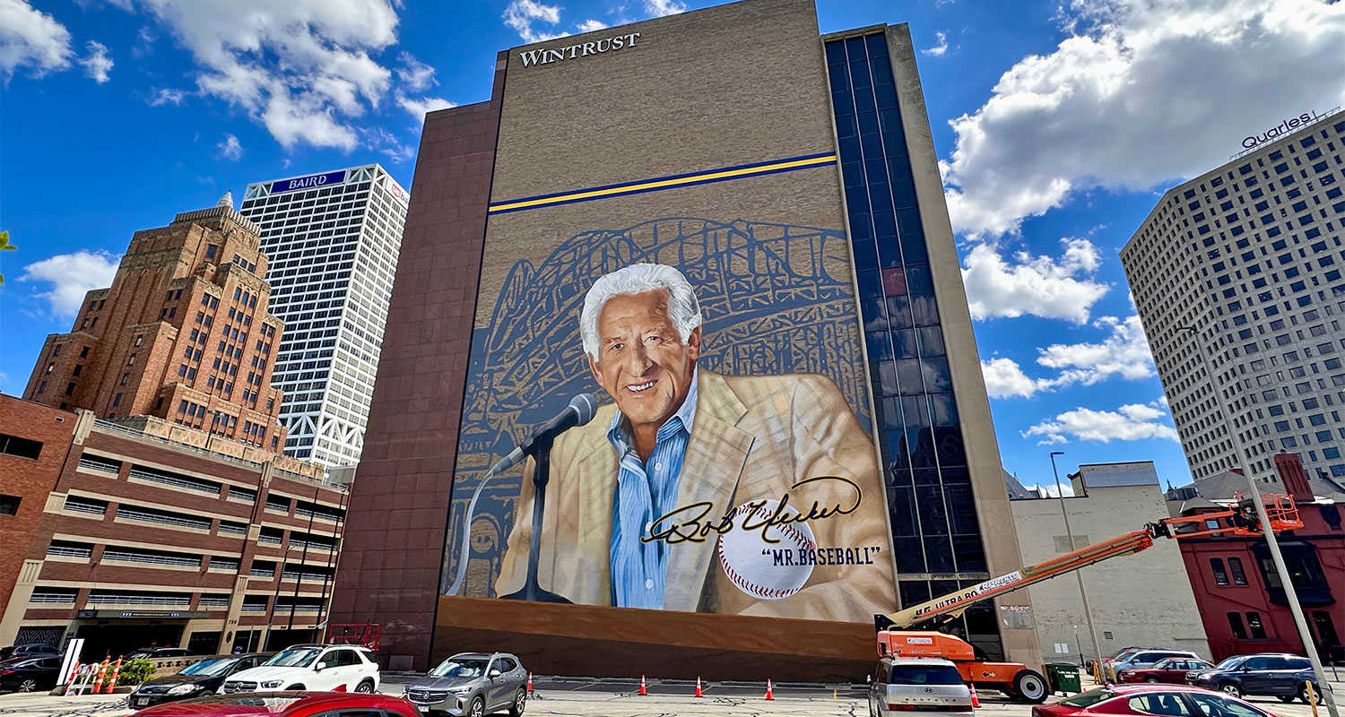 Bob Uecker mural is officially complete, incredible
