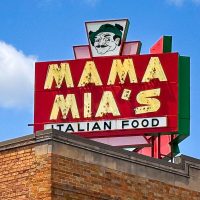 Sunday Sauce: Mama Mia’s serves up history, chicken parm, serious garlic bread